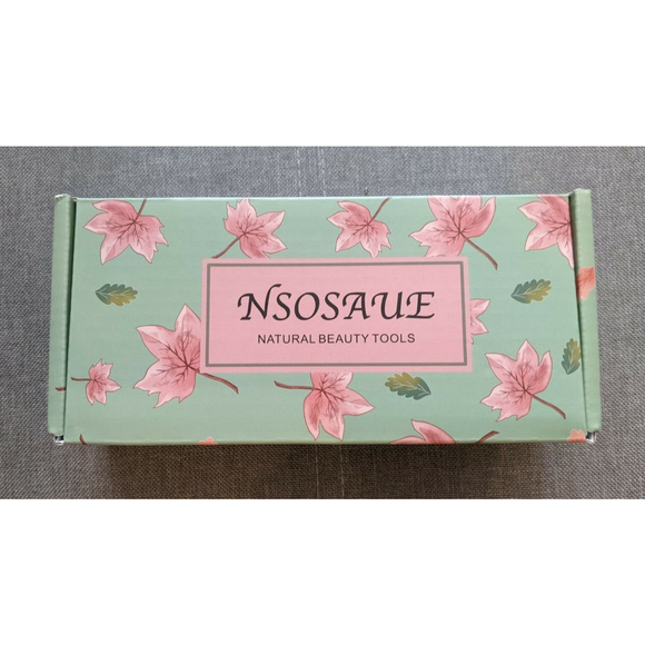 Natural Jade Roller & Gua Sha Beauty Facial Set Natural Tools New in Box Gift - Picture 3 of 6